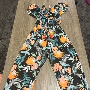 Tropical romper with off shoulder tank